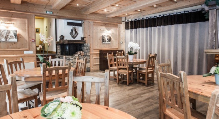 Hotel Le Cret, Morzine ski chalet, image 7
